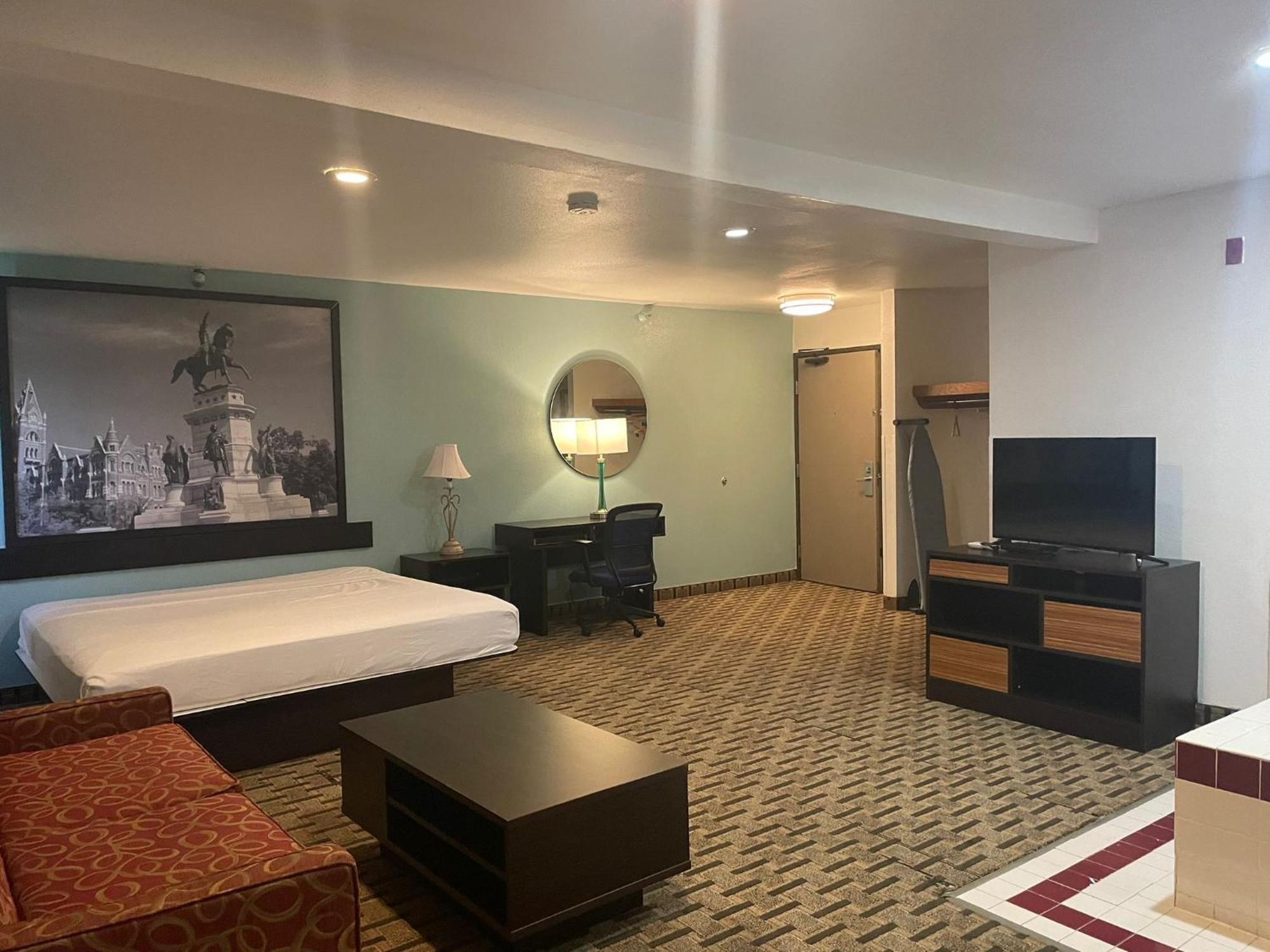 Hotel Super 8 By Wyndham Lynchburg Va Extérieur photo